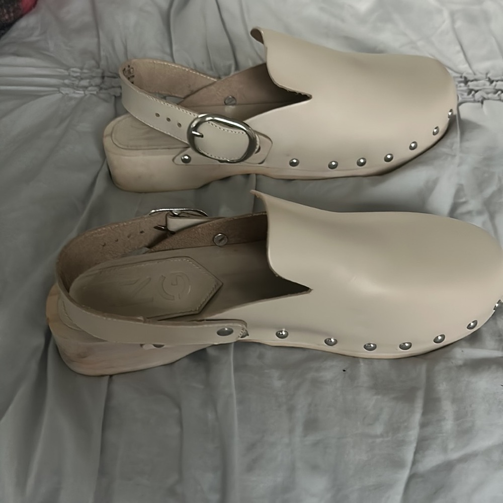Mango Studded Clogs - Picture 6 of 6